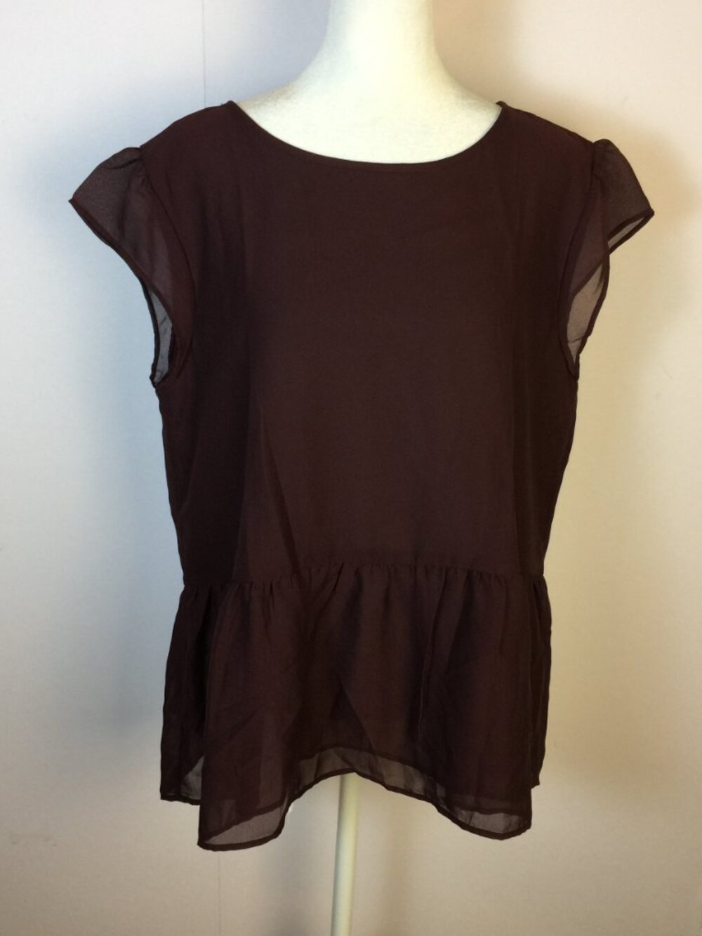 New! Ann Taylor Peplum Blouse Top Size LP Womans Burgundy Sheer Cap Sleeve